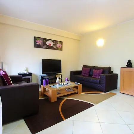 Appartement Carina's By Real Life Concierge