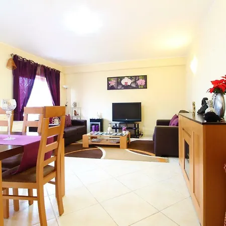 Carina's By Real Life Concierge Alvor